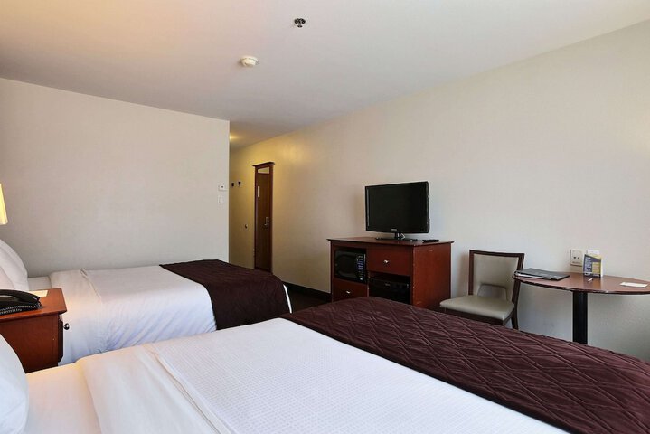 Super 8 by Wyndham Trois-Rivieres