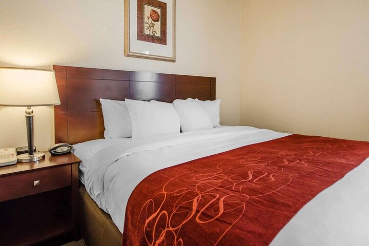 Quality Suites Jeffersonville - Louisville North