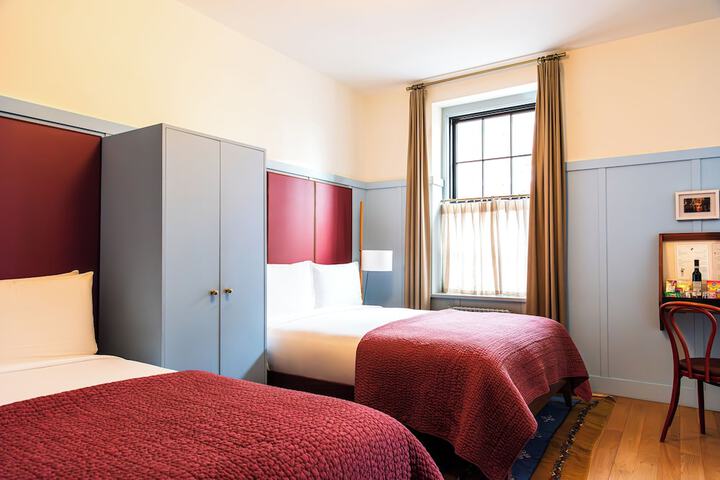 Hotel Kinsley