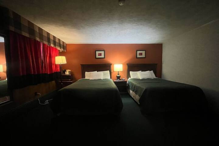 Stonybrook Motel & Lodge