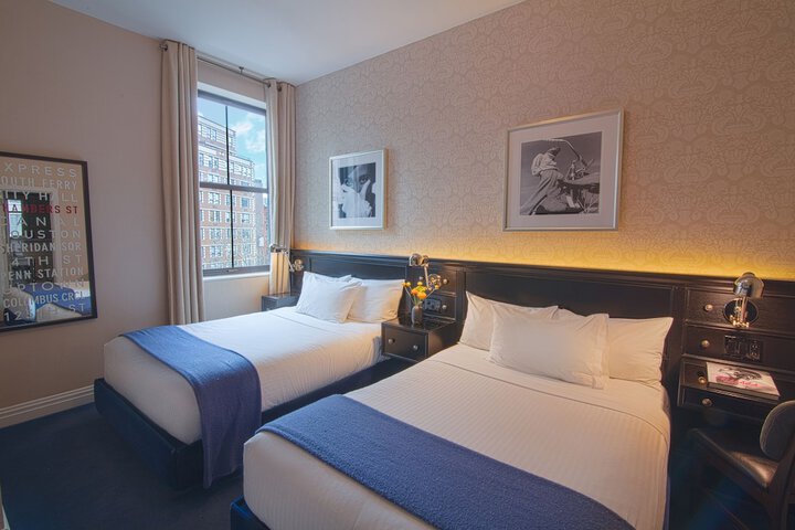 Room 51 of 71