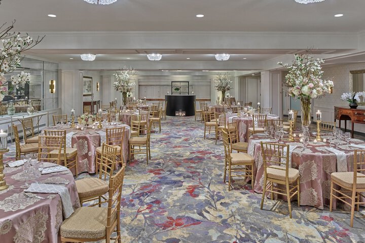 Ballroom/Hall 87 of 99