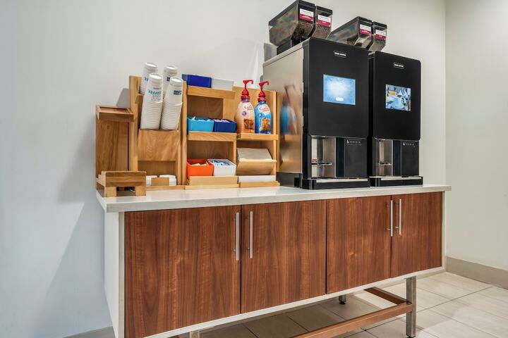 Holiday Inn Express New Orleans - Arts District by IHG