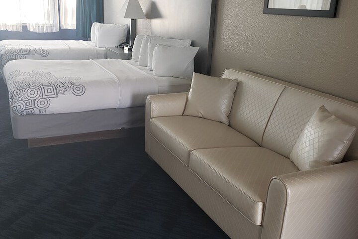 Room 14 of 39