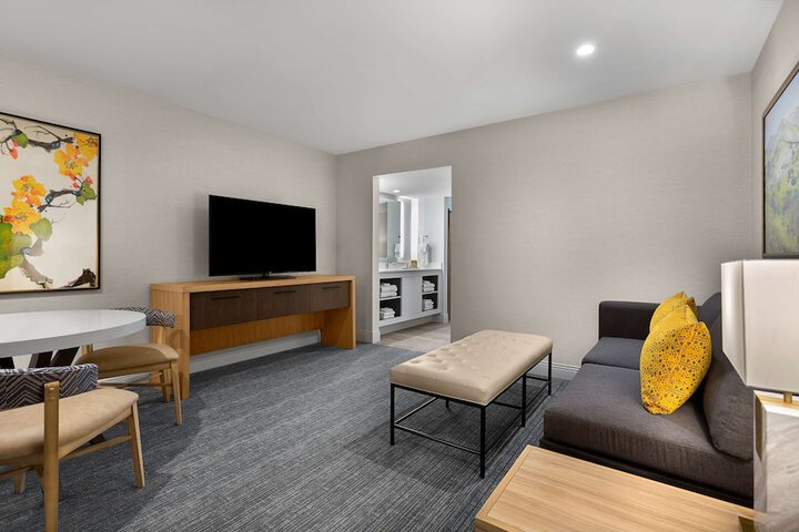 Room 26 of 62