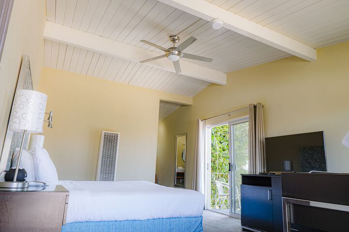 Room 20 of 36