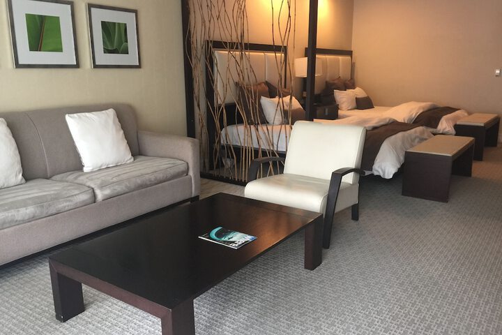 Room 17 of 46
