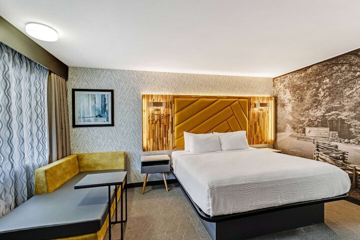 Room 41 of 56