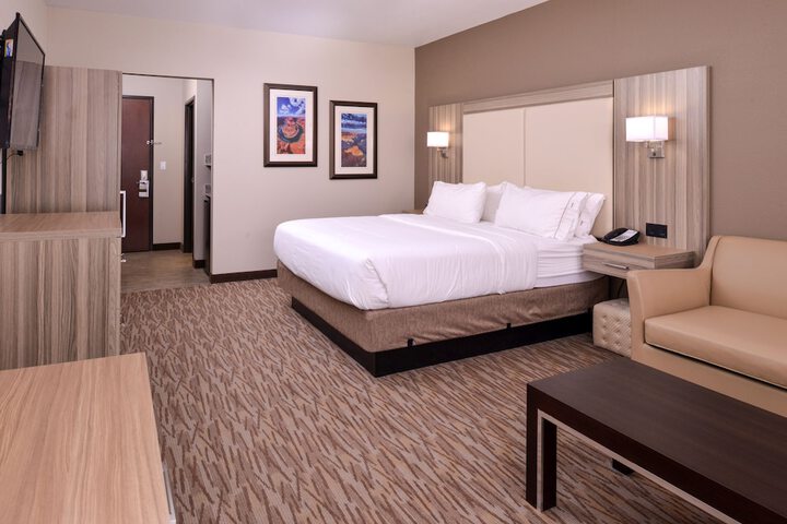 Room 41 of 57