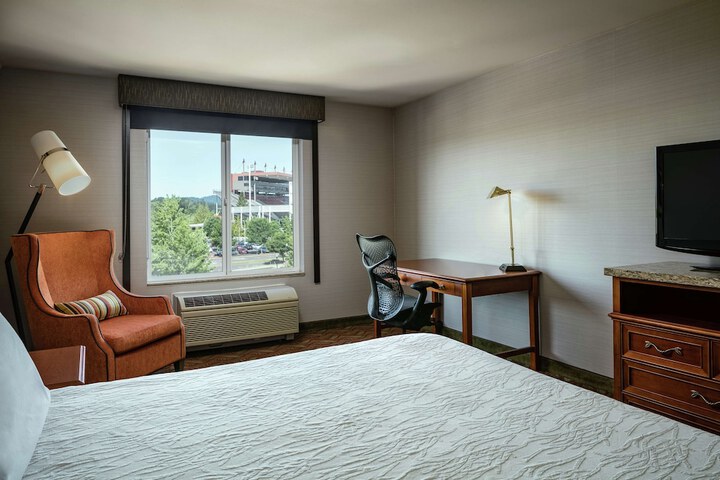 Room 8 of 26