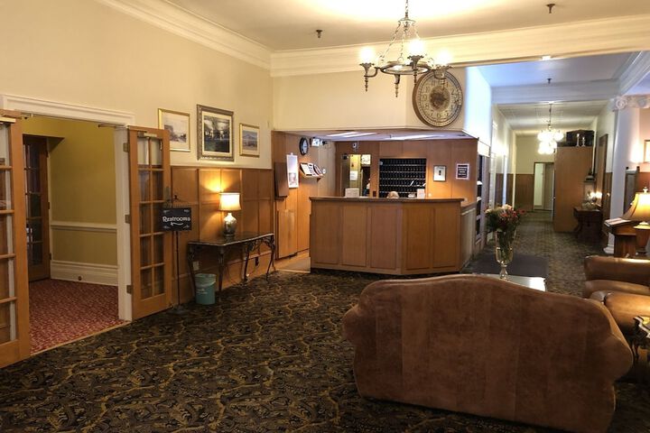 Stearns Hotel