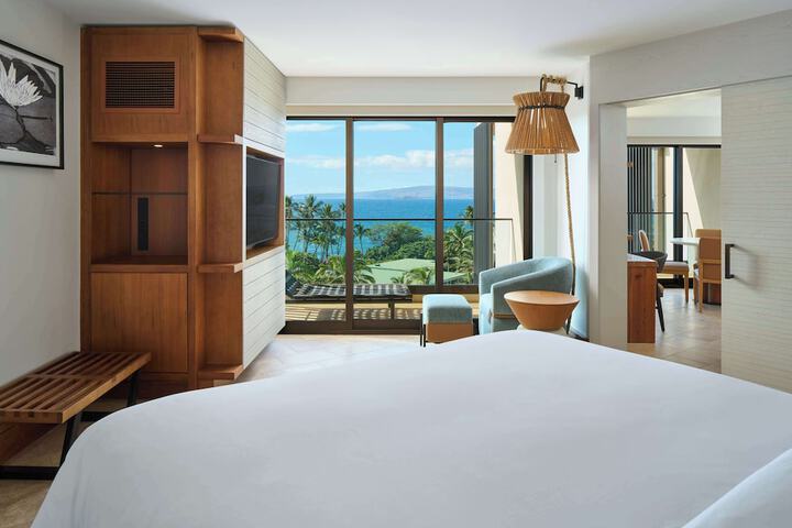 Room 32 of 146