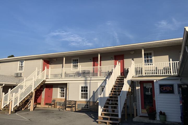 Dutch Motel Palmyra