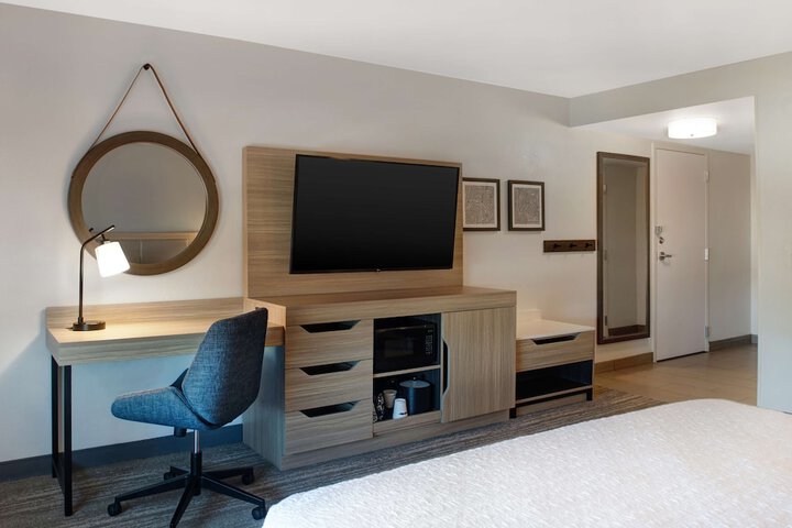 Hampton Inn Anderson / Alliance Business Park