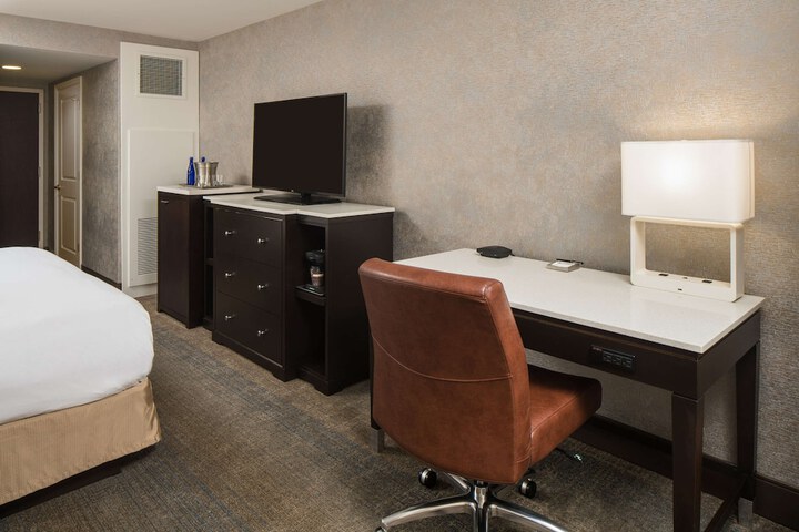 The Saratoga Hilton