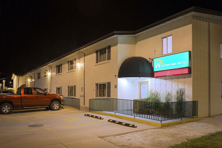 Hotel 8 of 38