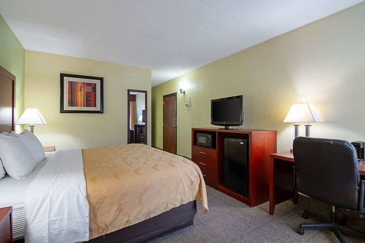Room 13 of 41