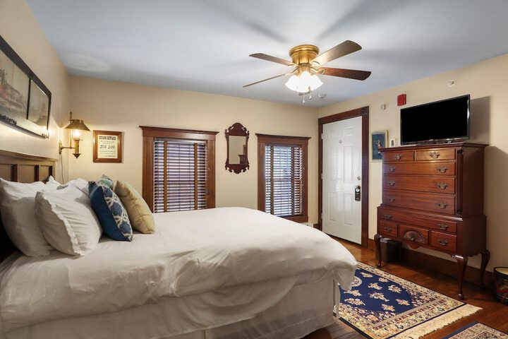 Room 19 of 30