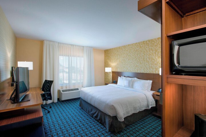 Room 20 of 33