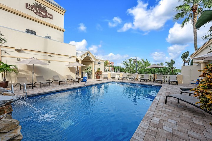Pool 6 of 43