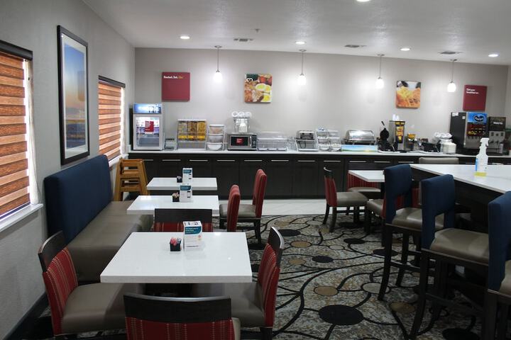 Comfort Suites Lewisville - Dallas