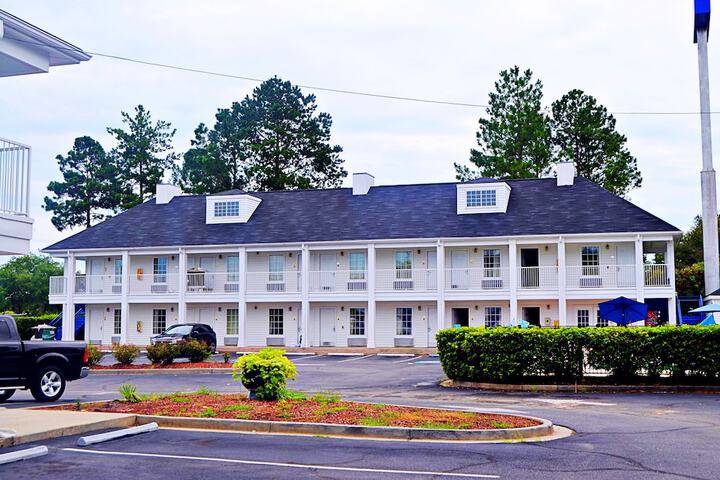 Baymont by Wyndham Valdosta at Valdosta Mall