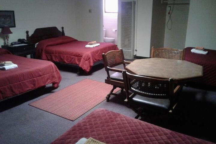 Dighton Inn