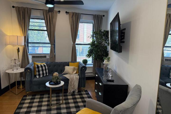 Boutique Studio Apartment on Grand Ave