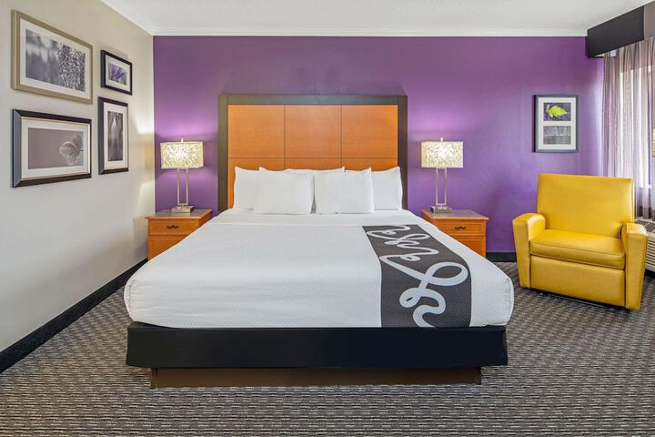 Room 25 of 67