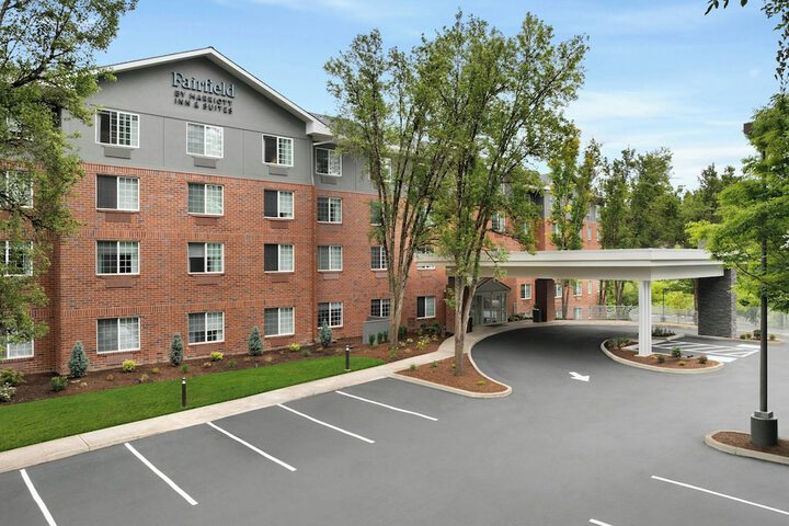 Fairfield Inn & Suites by Marriott Lake Oswego