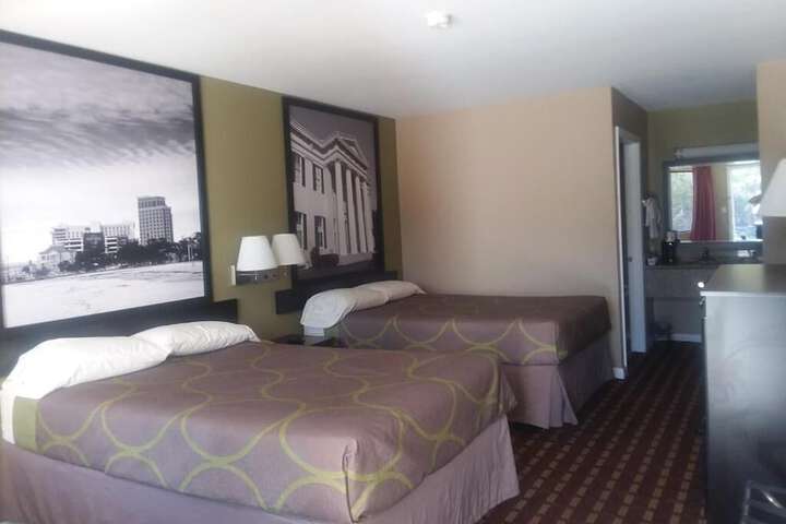 Super 8 by Wyndham Ocean Springs Biloxi