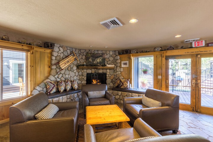 Red Wolf Lodge at Olympic Valley