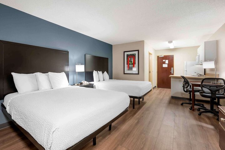 Room 14 of 25