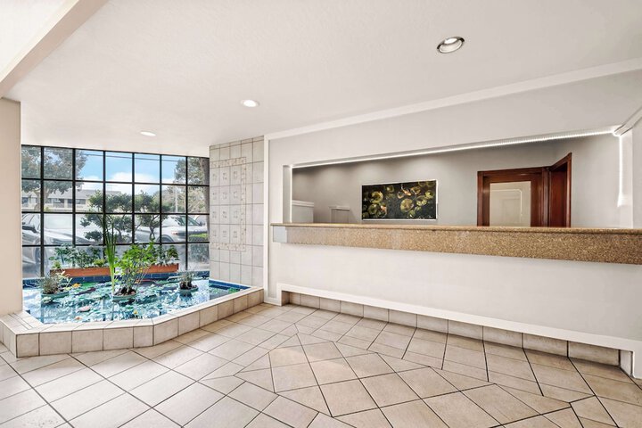 Hotel Interior 12 of 60