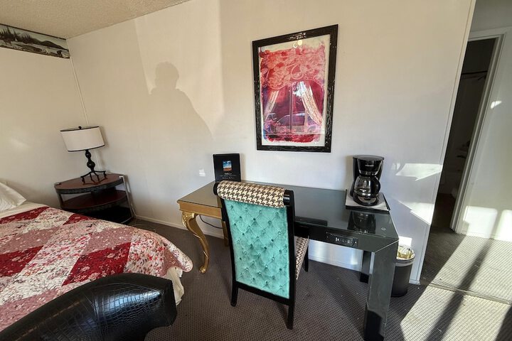 Columbia Inn Motel CA 49