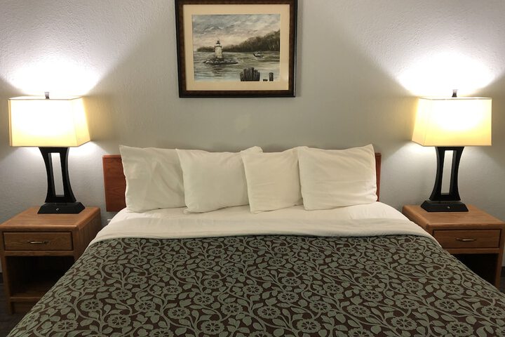 Room 19 of 76