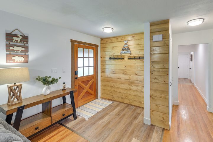 Teton Valley Getaway: Fenced Yard Grill