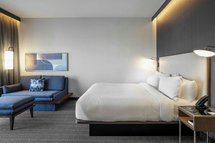 Courtyard by Marriott Indianapolis Fishers