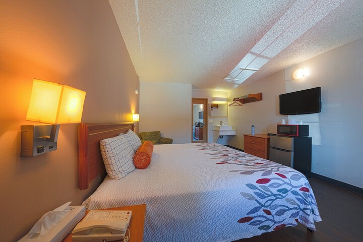 Room 48 of 60