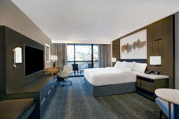 Room 21 of 99