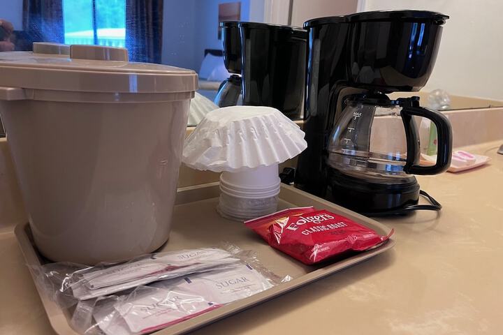Breakfast/Coffee Service 19 of 19