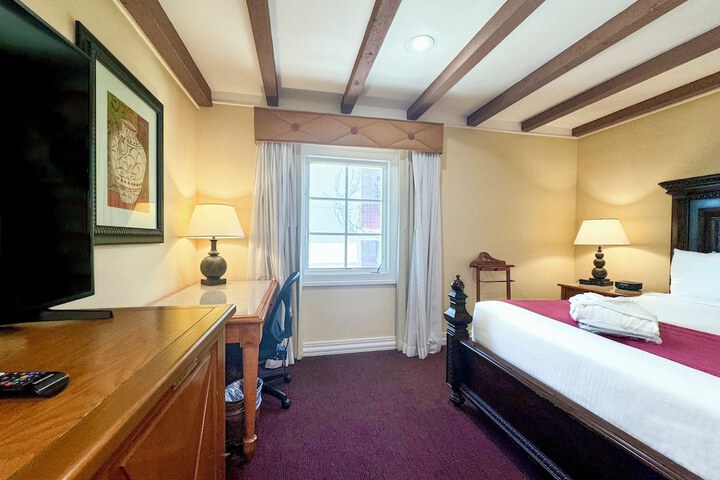Room 30 of 75