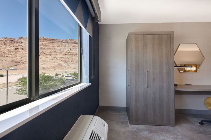 Holiday Inn Express & Suites Moab by IHG