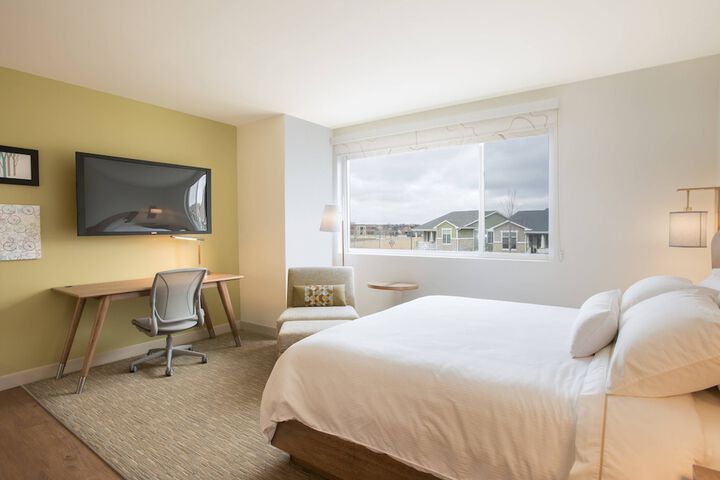 Room 10 of 29