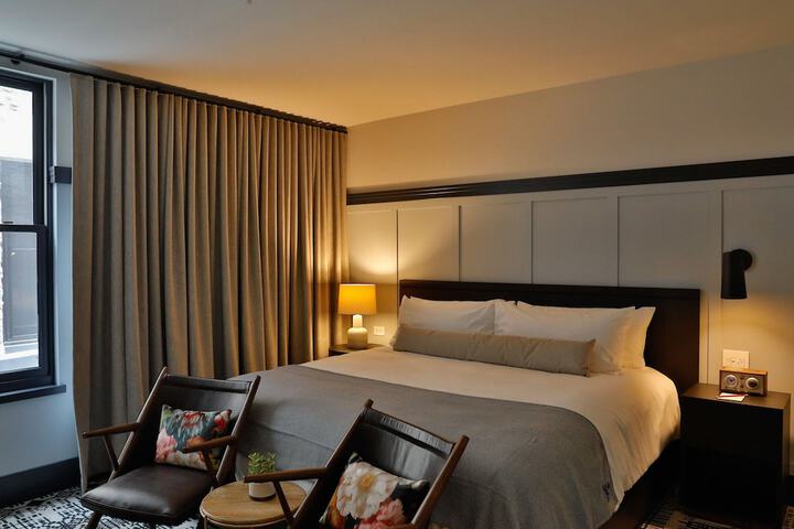 Room 20 of 46