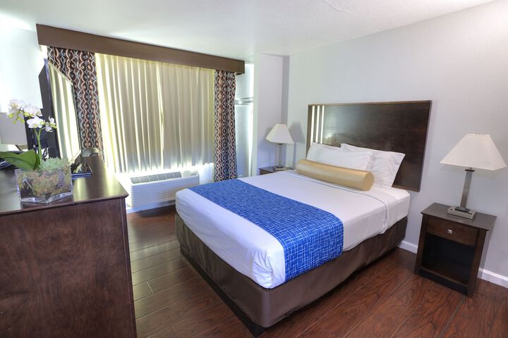 Room 16 of 17