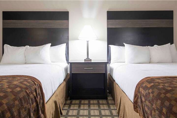 Room 34 of 46