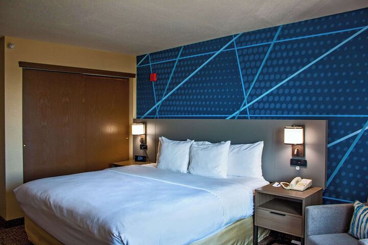 Room 10 of 55