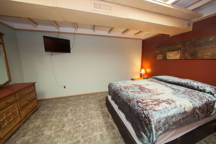 Room 37 of 86