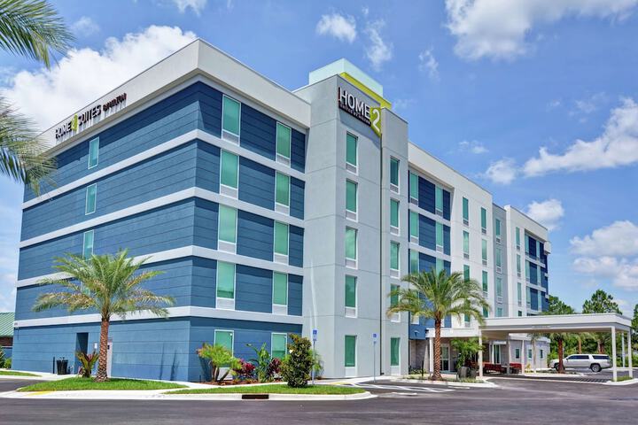 Home2 Suites by Hilton Jacksonville-South / St. Johns Town Ctr